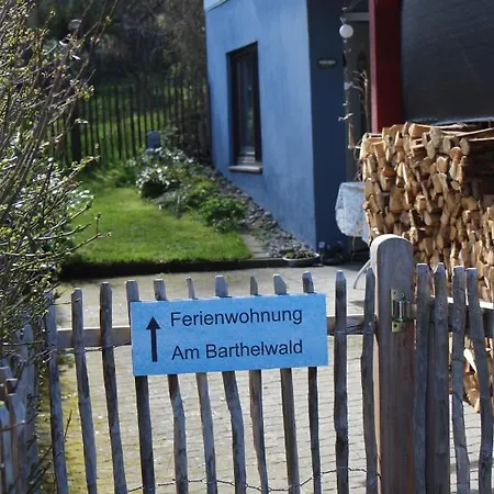 Am Barthelwald 公寓 *