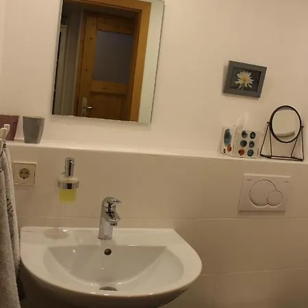 Am Barthelwald 아파트 *